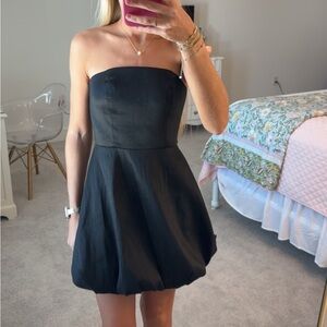 Lulus Black bubble dress. XS.